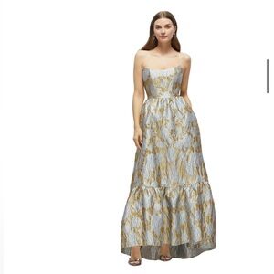 Winter mist gold leaf brocade bridesmaid dress! 💙